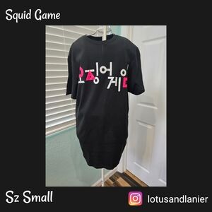 Netflix Black and Pink Squid Game Short Sleeved T-shirt Sz Small